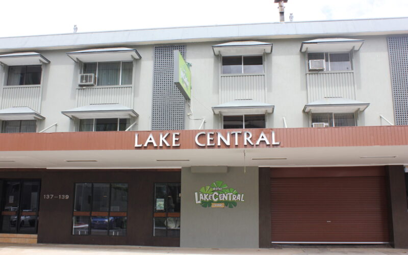 Lake Central Cairns - Courtyard with Outdoor Pool